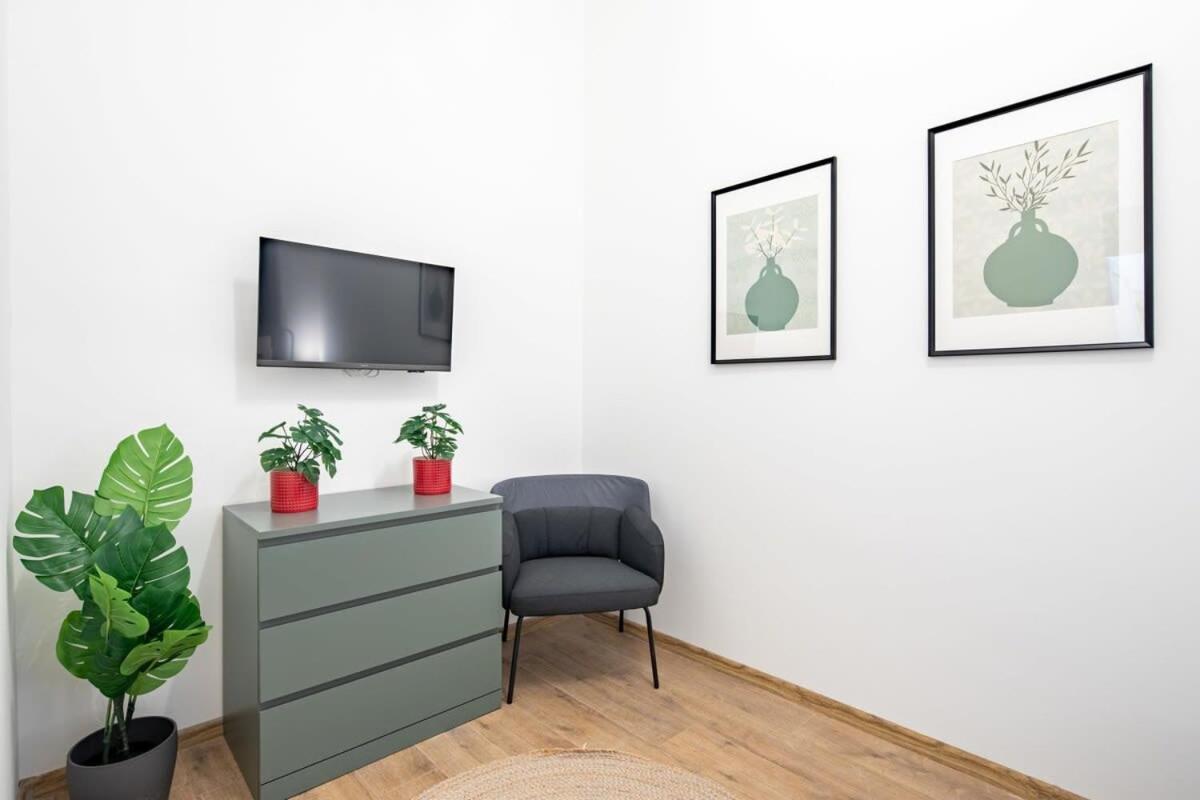 Central - New - Comfy Ac Studio Budapest Exterior photo
