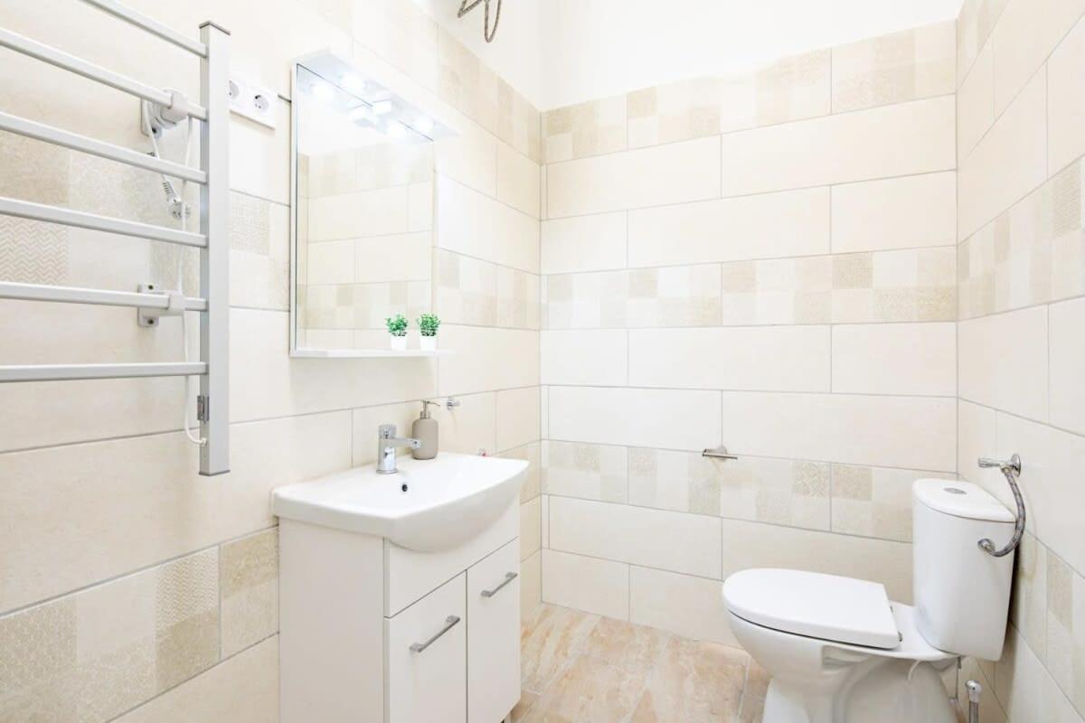 Central - New - Comfy Ac Studio Budapest Exterior photo